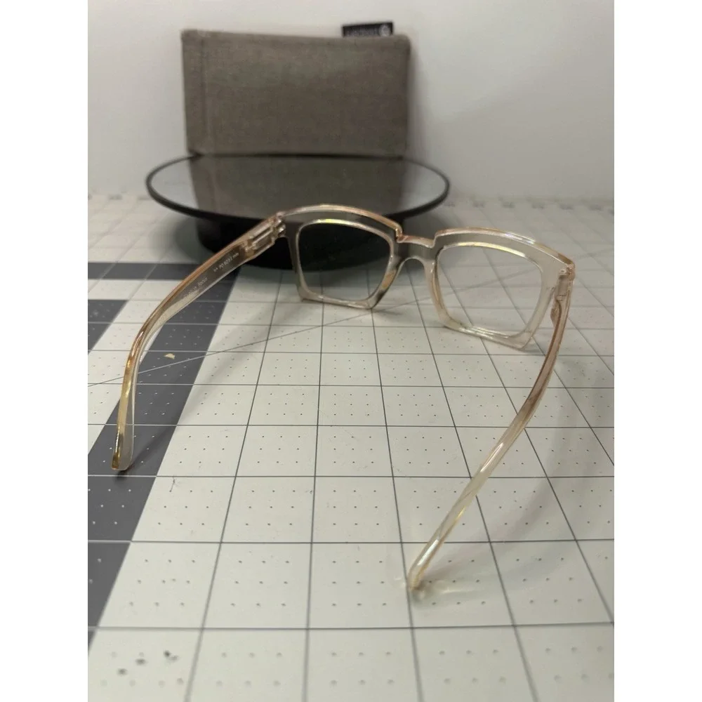 Peepers Standing Ovation Focus Blue Light Glasses Clear Tan Frame Soft Case 2666